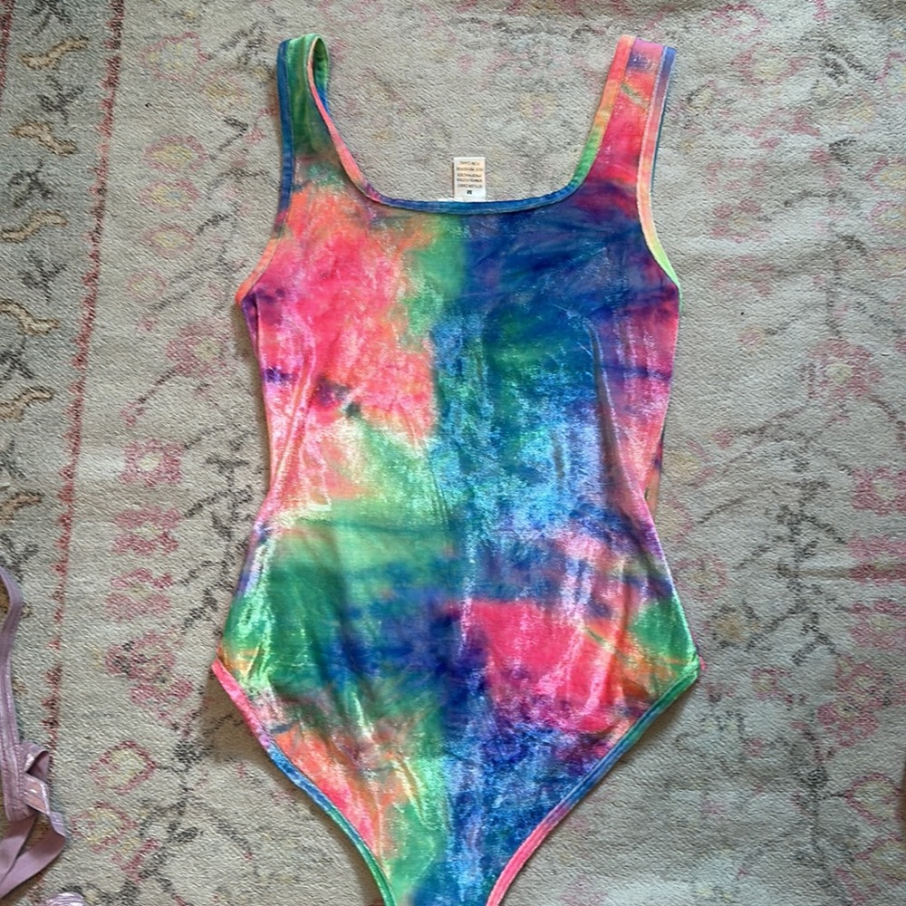 iheartraves tie dye onesie - Picture 7 of 7